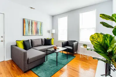 Image de ❤️ Stylish and Cozy 2br in Logan Square!