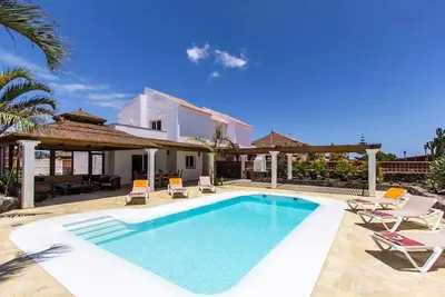 Image de Private Villa in a unique environment