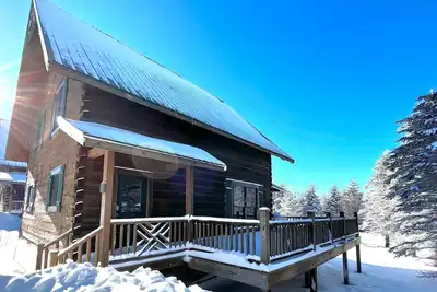 Image de Timbers 1 - Snowshoe, Directly across from Soaring Eagle!