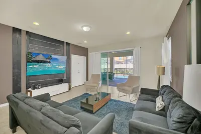 Image de EV_2120 - 7 Bed 5. 5 Bath Villa with Screened-In Private Pool with Spillover Spa