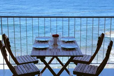 Image de Appartement T3, à 10 min de bastia, terrasse vue mer, 50m de la plage