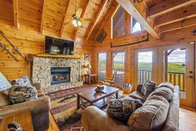 Image de Mountain Views•7 min to P. Forge•hot tub•Game Room