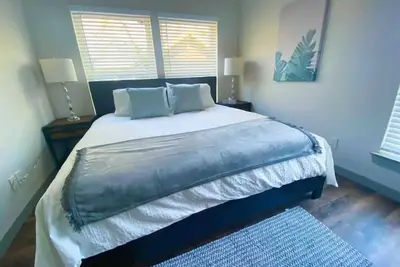 Image de ⭐️ New Renovated Modern Home in Lower Greenville ⭐️