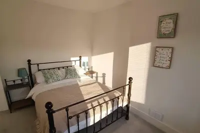 Image de Modern 4-Bedroom Townhouse With Private Garden