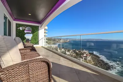 Image de WrapAroundBalcony-LasOlasCondo-Pools&Jacuzzis-WiFi