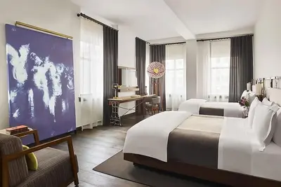 Image de Everything Ny has to offer at Your Arms Reach! 4 Amazing Units, Bakery