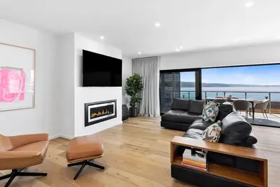 Image de Oceania 10 - Location and luxury