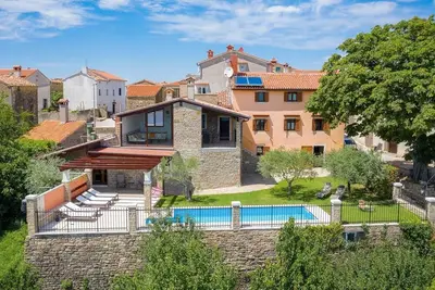 Image de Stone villa Zamask with a pool and a lovely view