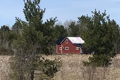 Image de Farmstead Retreat with woods, pond, trails and easy access to local attractions