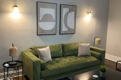 Image de Best Deal 2-Bedroom Lakeview Apartment