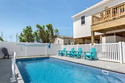Image de Cole's Cabana: Oceanside, Saltwater Pool, Short Walk to Beach