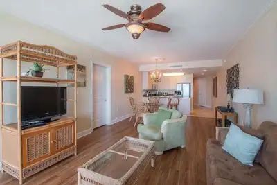 Image de Gulf View 2br/2ba Condo – Sea Breeze Unit 607