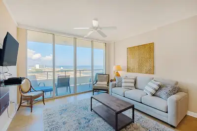 Ocean Club  606: 2  Br, 2  Ba Condominium in Biloxi, Sleeps 6