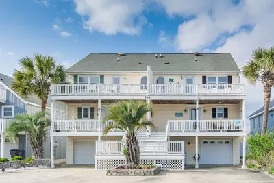 Image de \"Family Therapy\" - Dune Duplex Pet Friendly w/ Private Pool, 4 Bedrooms / 2. 5 Bathrooms