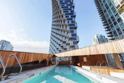 Image de Lux 1 bdrm private condo in Vancouvers most iconic building w Ac and pool/gym