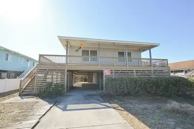 Image de This welcoming home is great for small families.