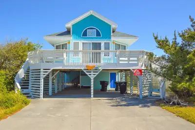 Image de Private pool with direct Beach Access