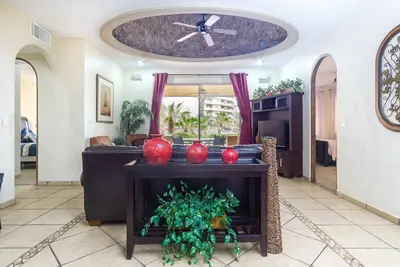 Image de Bella Sirena Bd 104 The Beach Hive Ultimate Ocean View Condo
