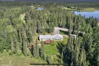 Image de Lakefront Home next to Kenai and Kasilof River w/ Hot tub and view. Sleeps 6-12