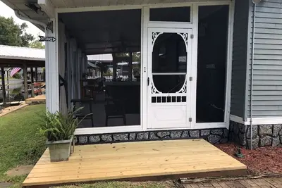 Image de Relaxing Getaway off of Florida's St Johns River!