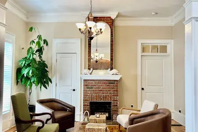 Image de Downtown Acworth, Cowan Mill, LakePoint Sports, Georgia Aquarium