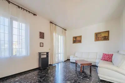 Image de Confortable appartement pour 5 personnes avec Wifi, climatisation, Tv, terrasse et parking
