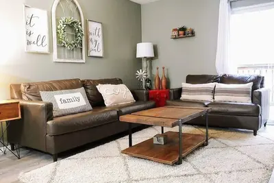 Image de The Cliffside - Renovated & Cozy - Branson Retreat