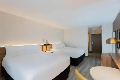 Image de Tallahassee Vacay! 2 Relaxing Stays! Enjoy On-site Pool! Free Parking!