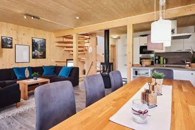Image de mit 4 Schlafzimmern fĂĽr bis zu 8 P. by Interhome