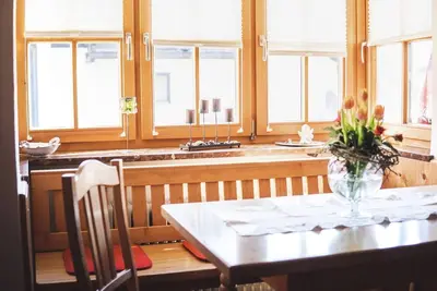 Image de Ferienwohnung -4-, Balkon, KĂĽche, 2 Schlaf- und 1 Wohn-/schlafzimmer, max 4 Pers. Wlan