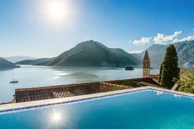 Image de Exclusive villa in Perast with direct sea-views & private swimming pool