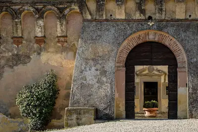 Image de One of the principle and most historic estates in Italy.