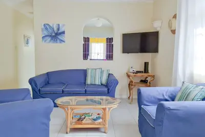 Image de Silver Sands Beachfront Condo, Indoor & Outdoor Dining, Shared Patio - Bar & Bbq