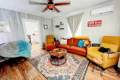 Image de Giggling Creek Cottage: 45 Acres of Rural Bliss, BedJet, Arcades + Pet Friendly