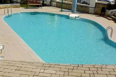 Appartement- Résidence Privée estivale piscines