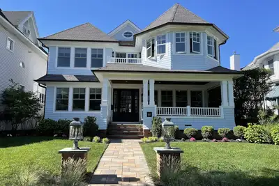 Image de Exquisite Shore Home Available for Summer Rental