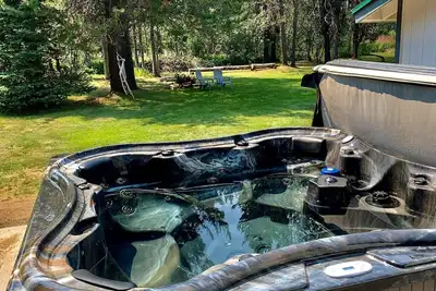 Image de The Barndominium 167 with a Hot Tub on a 1/2 acre