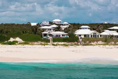 Image de Leapin' Lizards - Enjoy the enchanting ocean-side estate of Leapin' Lizards!