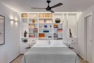 Image de Onos I, Charming 2-bedroom suite at the ground level of the property