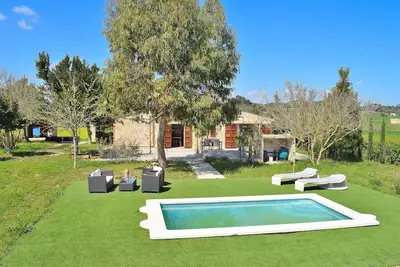 Image de Es Camp Pla 087 Finca confortable avec piscine privée, terrasse, jardin, barbecue et air conditionné