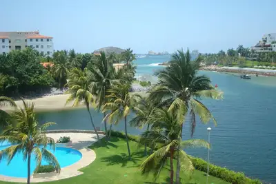 Image de Pavillon Bleu certifié Beach, Marina, Golf, Sports, Salle à manger et romantique Relax