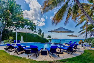 Image de Private Beachfront Villa - Fully Loaded! - Mara Serena