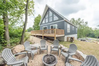 Image de Cozy Mountaintop Stay Near Slopes & Rafting