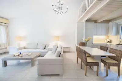 Image de Luxurious Villa with Pool