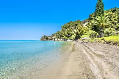 Image de Seafront Paradise Home
