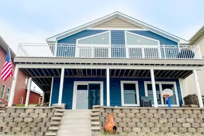 Image de Amazing Lake Home on Cross Lake - 60 Miles from the Twin Cities