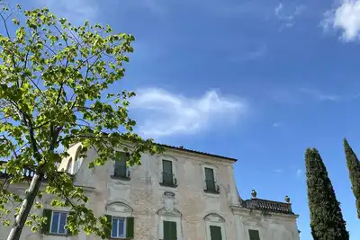 Image de Apartment with access to pool in the annex of an 18th-century villa