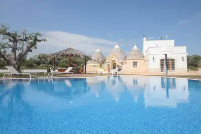 Image de Td Trulli Bruco Large Pool for Family Fun