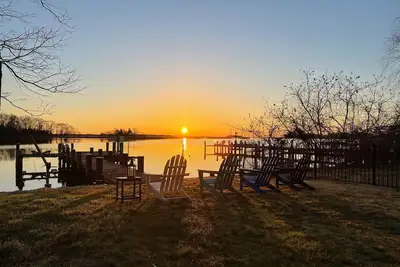 Image de Chesapeake Bay Getaway | New Waterfront With Private Pier | Near Annapolis /Usna