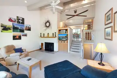 Image de 3 bed 3 bath, Well maintained, Outside heated pool